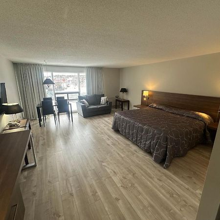 Hotel Motel Le Voyageur Сен-Жорж Экстерьер фото
